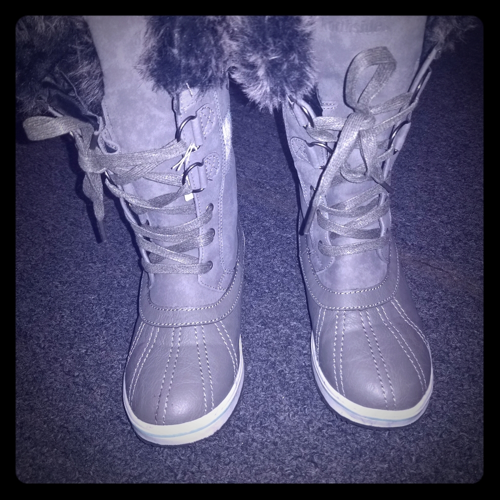 Size 4 Northside  boots